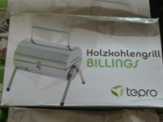 10pcs Tepro Billings BBQ grill appx 30cm width - folds out to double up new boxed similar rrp £49