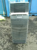 Honeywell Air Chiller / conditioner - rrp £529  - previous use  -  see   https://www.plumbnation.