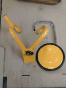 Streetwise Wheel clamp -un boxed with keys rrp £34.99