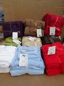 1 x PALLET TO CONTAIN 20 x CHAMBERLIN & MAY 7 PIECE 500GSM EGYPTIAN COTTON TOWEL BALE SETS. PRICE