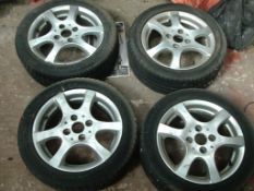 4 alloy wheels and tyres
