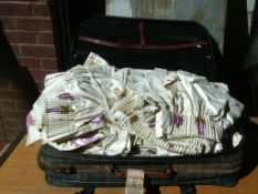 quanity of assorted curtains