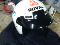 Motorcycle helmet