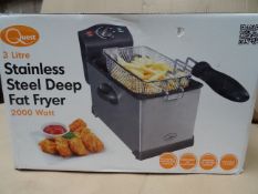 1 x Quest 3 Litre Stainless Steel Deep Fat Fryer. 2000 Watt. Adjustable temp. control, removable oil