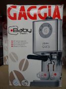 1 x Gaggia Twin Baby Class R18157/40 Manual Coffee Machine. •Dimensions: 24.5x40x26.5cm
•Capacity: