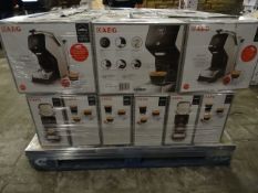 1 x Large Pallet (R49) to contain 30 x AEG Lavazza AMODO MIO LM3100-U. •Features thermoblock
