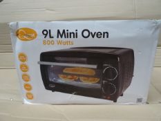 1 x Quest 9 Litre Mini Oven. 800 Watts. Auto Shut off, 9 litre capaciry, quartz heating element,