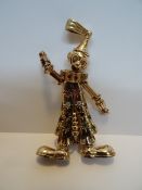 9 Carat Yellow Gold Large Movable Clow Pendant. Comprising of 4 x 2mm round emeralds, 4 x 2mm