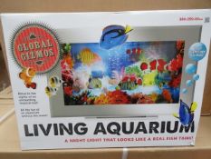 4 x Global Gizmos Living Aquarium. A night light that looks like a real fish tank. Size:380 x 250