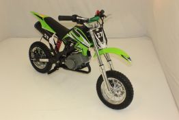 1 x Pocket Rocket Scrambler 49cc Mini Dirt Devil Motor Bike (Green). Brand new and Boxed! Very
