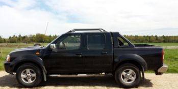 Nissan Navara 4x4 Crew Cab Pick-Up
