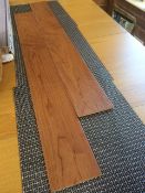 Laminated vinyl tile (LVT) strip flooring - Chesnut

45m2 per lot - Dimensions 3ft long & 4 inch