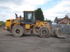 Hyundai 760-7A
2008
Good loading shovel direct from work and fitted with solid cushion tyres