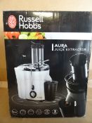 1 x Russell Hobbs Aura Juice Extractor. 550W, 2L Pulp container and 750ml juice jug, removable
