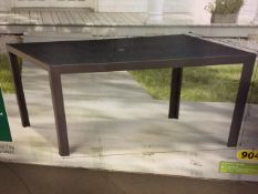 Glass top aluminium - 6 person table Boxed High quality, lightweight frame Opening for parasol