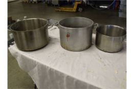 3 stock pots