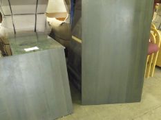 5 x solid beech table top
matt grey finish
used condition
4 x size 1200mm x 700mm x 25mm weight 15kg