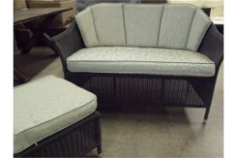 BEAUTIFULL  2 SEATER GREY/BLACK ALL WEATHER PU RATTAN  SOFA  & FOOTSTOOL _x00D_
SCULPTURED SEAT