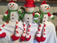 3 x Electric 13'' eva sitting snowmen with legs - Customer return_. NO VAT ON THIS ITEM__ DELIVERY
