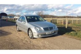 Mercedes-Benz C220, 2004.