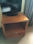 1 x CONTEMPORARY 2 DRAW STORE UNIT
76CM HIGH X 60CM DEEP X 75CM WIDE
MATCHING LOT 1