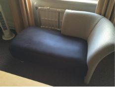 1 x CHAISE LONG & CHAIR SET
BROWN & CREAM G CONDITION