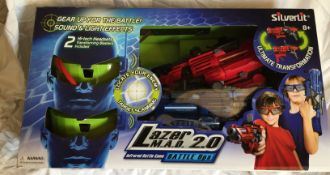 Silverlit Lazer M.A.D 2.0 Infrared Battle Game_ Includes 2 transforming blasters and 2 hi-tech