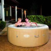 Brand New 4 – 6 Persons Large Palm Springs Hot Tub, New 2015 Model.- RRP £695.00
Pre-tested pump and