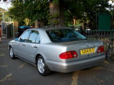 Mercedes-Benz E Class 2.4 E240 Avantgarde 4dr Grey Leather-FSH-Drives Superb.