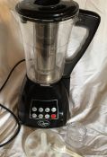 Quest Multi-Function Soup Maker, 1.7 L, 900 Watt- RRP £69.99
1700ml capacity
7 Functions: chunky,