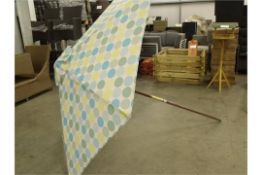 6 X 2M PARASOLS NEW AND BOXED 5 SPOTTED AND 1 BLUE SIZE 1150 X 125MM X 125MM 4.5KG PER BOX