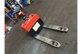 2008 Toyota minimover, Excellent condition, 680x1000 forks, good batteries
Model: LWE1300