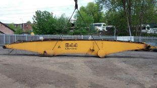Liebherr 944 Boom