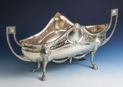 Henkelschale in Form einer Gondel, WMF, um 1900, zwei seitl. Handhaben (Lötstelle), auf vier