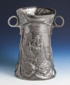 Reserve: 120 EUR        Sektkühler, Jugendstil, WMF um 1900, Zinn, versilbert, leicht dreieckiger,