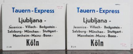 Zwei Zugschilder, Metall, beschriftet, 1. Seite 