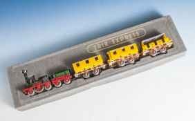 Trix Express HO-Adler m. drei Wagen, gelb.