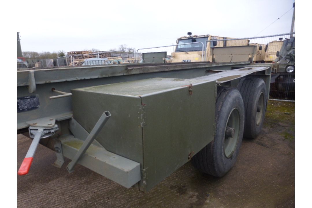 Boughton 2 axle adjustable drawbar Ro/Ro Drops/container trailer c/w twist locks.Ex-reserve. - Image 7 of 7