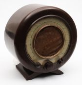 An early 20th century Ecko brown Bakelite Art Deco radio:.