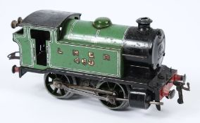 A Hornby type 101 clockwork 0-4-0 tank locomotive No 460: in LNER green livery.