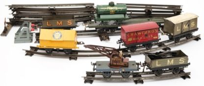 Hornby, No 1 Crane Truck, Pratts Petrol Wagon, Cement Wagon, Crawfords Biscuit Van:,