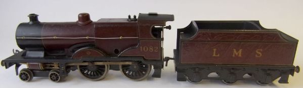 Bassett-Lowke, O gauge, clockwork, 4-4-0, compound locomotive, No 1082: with 6 wheel tender,