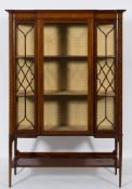 An Edwardian mahogany, satinwood, crossbanded and inlaid display cabinet:,