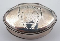 A Georgian silver nutmeg grater, maker's mark only I.