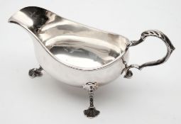 An Elizabeth II silver sauceboat, maker AHN, Sheffield,