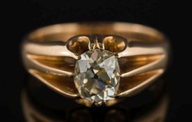 A gentleman's 18ct gold and diamond solitaire ring: the oval,