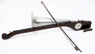 An early 20th century 'Concert Model' vibrophone by Stroviolls:, in a fitted case with bow.