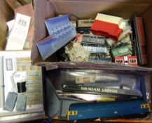 Tri-ang Hornby a Class 47 diesel locomotive No 47421 BR blue livery: assorted rolling stock,