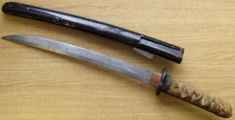 A Japanese Tanto: 35cm.