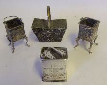 A George V novelty 'petrol can' pepperette,